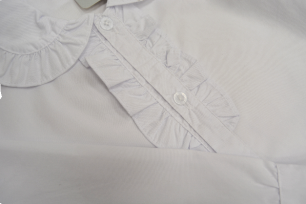 Рубашка д/девочки белая с оборками длинный рукав 3 вида х/б фото 2